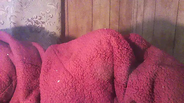 luke thighwalker2469 online show from 04-21-26, 04:57