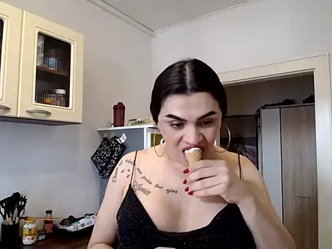 Dulce hot 23  online show from 05-10-26, 03:03