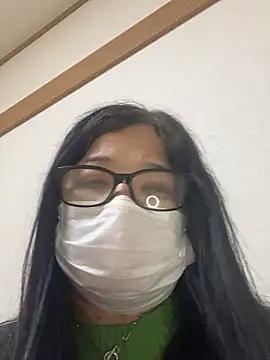 Snapshot of ryoko6681 chatting on 12-05-25, 12:37 ryoko6681 online show from 12-05-25, 12:37