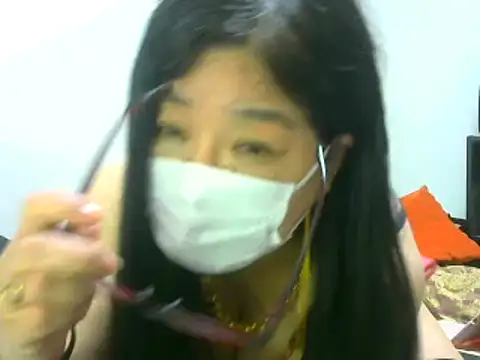 Snapshot of ryoko6681 chatting on 10-10-25, 04:08 ryoko6681 online show from 10-10-25, 04:08
