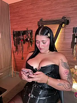 Snapshot of yey_bdsm chatting on 07-15-26, 03:41 yey bdsm online show from 07-15-26, 03:41