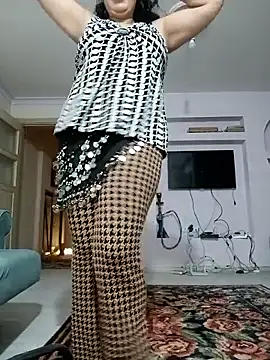 Snapshot of nazii010 chatting on 11-09-25, 06:23 nazii010 online show from 11-09-25, 06:23