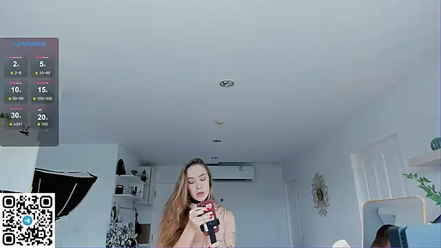Snapshot of AngelPaull chatting on 09-10-25, 02:43 AngelPaull online show from 09-10-25, 02:43