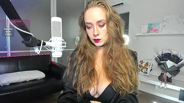 Snapshot of AngelPaull chatting on 12-17-24, 09:05 AngelPaull online show from 12-17-24, 09:05
