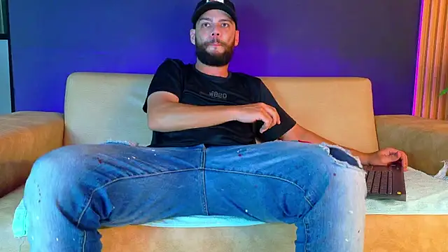 antony bigdick  online show from 06-13-26, 07:23