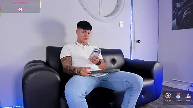 Cristopher strong online show from 03-06-26, 12:55