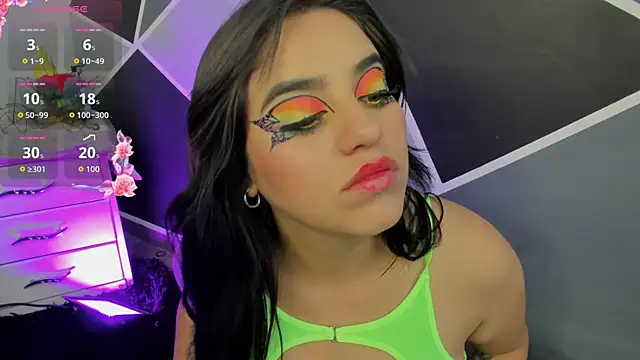 alyssa magiic online show from 12-22-25, 06:08