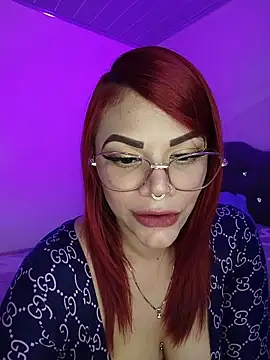 Snapshot of IamAlana_ chatting on 11-15-25, 06:12 IamAlana online show from 11-15-25, 06:12