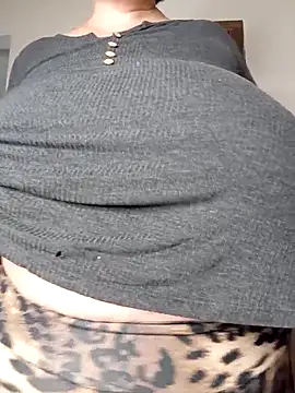 Sole Love online show from 10-29-25, 01:15