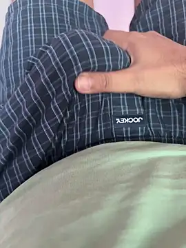 nikindian2024 online show from 11-26-25, 03:06