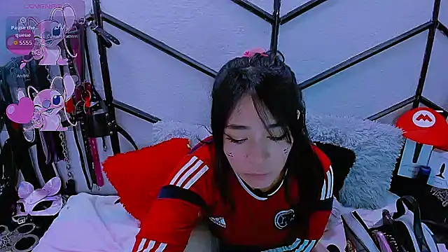 AlanaLuck online show from 11-18-25, 07:39