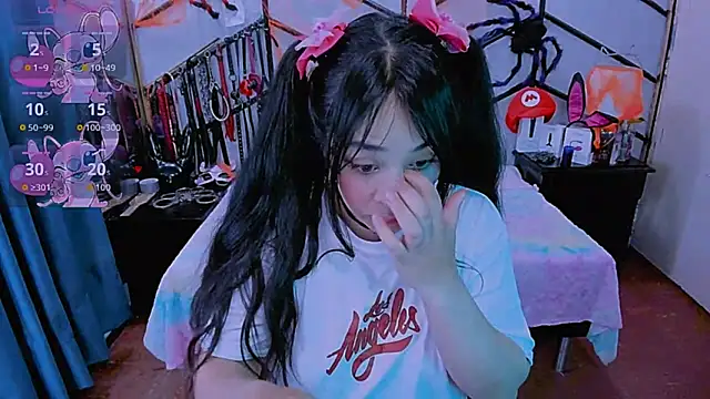 AlanaLuck online show from 10-29-25, 07:24