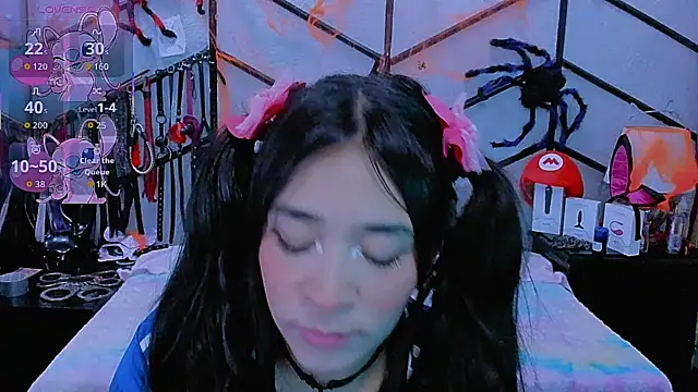 AlanaLuck online show from 10-27-25, 07:37