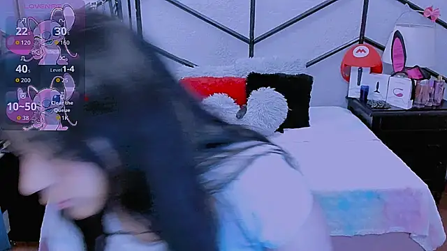 AlanaLuck online show from 11-22-25, 07:24