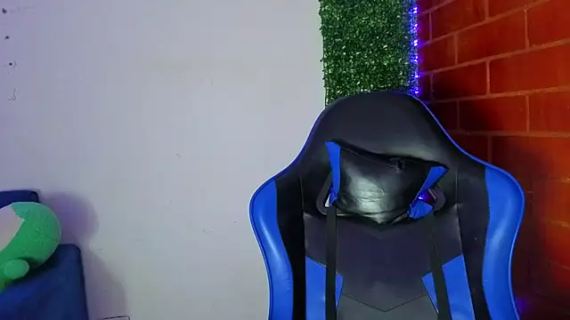 Demitryo online show from 04-18-26, 03:31