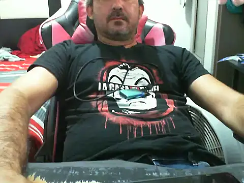 noel329 online show from 05-30-26, 08:47