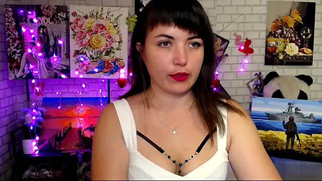 Darina M  online show from 09-26-25, 04:52