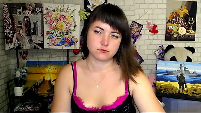 Darina M  online show from 09-25-25, 04:40