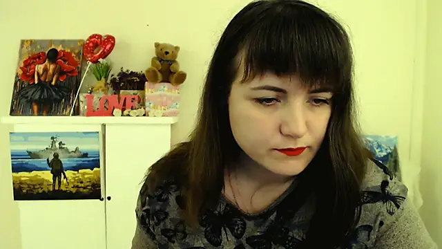 Snapshot of Darina_M_ chatting on 02-26-26, 07:19 Darina M online show from 02-26-26, 07:19