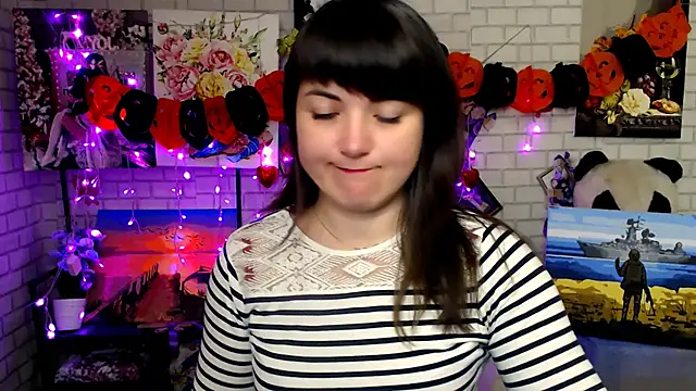 Darina M  online show from 10-30-25, 05:28