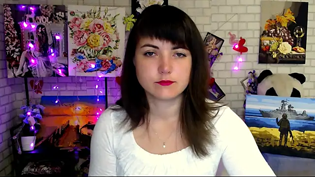 Darina M  online show from 10-11-25, 04:57