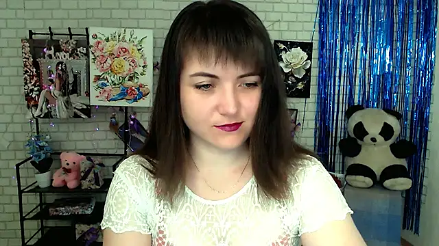 Darina M  online show from 03-23-25, 05:10