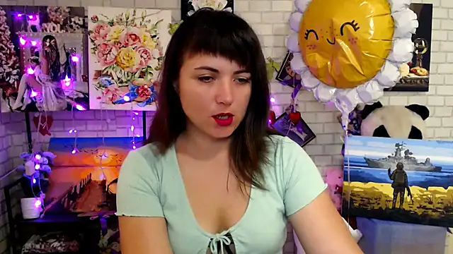 Darina M  online show from 09-20-25, 04:50