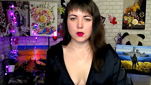 Darina M  online show from 11-18-25, 02:59