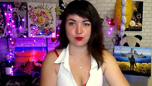 Darina M  online show from 09-10-25, 04:33