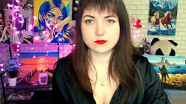 Snapshot of Darina_M_ chatting on 02-08-26, 06:22 Darina M online show from 02-08-26, 06:22