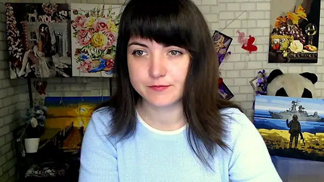 Darina M  online show from 10-29-25, 04:33