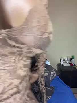 DarkBerry87 online show from 03-04-26, 07:43