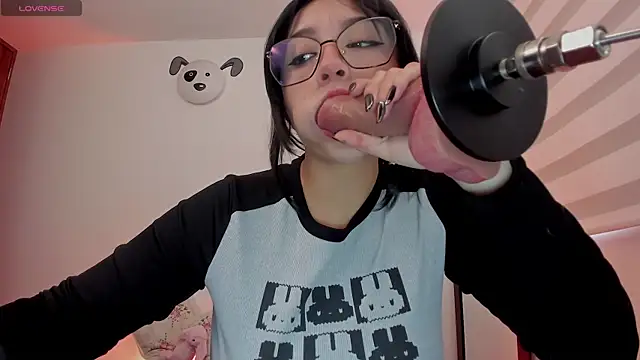 Snapshot of Hannya_moon chatting on 06-20-26, 04:12 Hannya moon online show from 06-20-26, 04:12