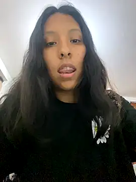 Snapshot of melody2429 chatting on 12-01-25, 05:08 melody2429 online show from 12-01-25, 05:08