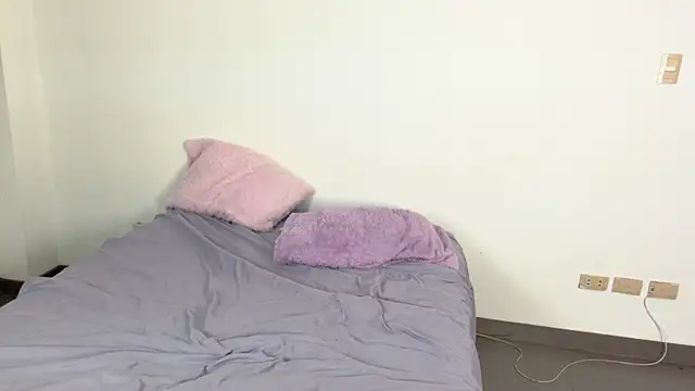 Snapshot of melody2429 chatting on 03-12-25, 08:20 melody2429 online show from 03-12-25, 08:20