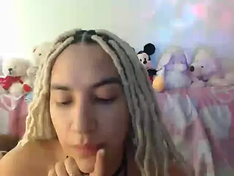 mandy berrys online show from 10-04-25, 08:54