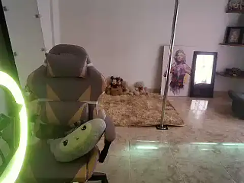 mandy berrys online show from 04-18-26, 01:35