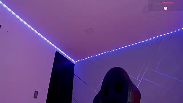 Ich Bin Julia online show from 02-19-25, 02:33