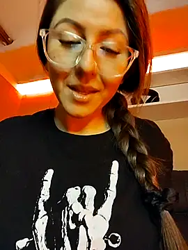 Ich Bin Julia online show from 12-01-25, 10:38