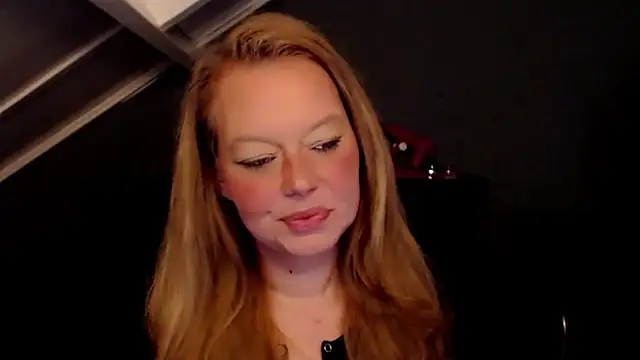 roxanna24 online show from 05-18-26, 06:23