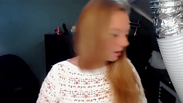 roxanna24 online show from 06-02-26, 05:46