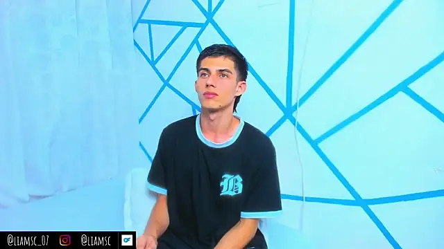 liam scott77 online show from 10-06-25, 01:51