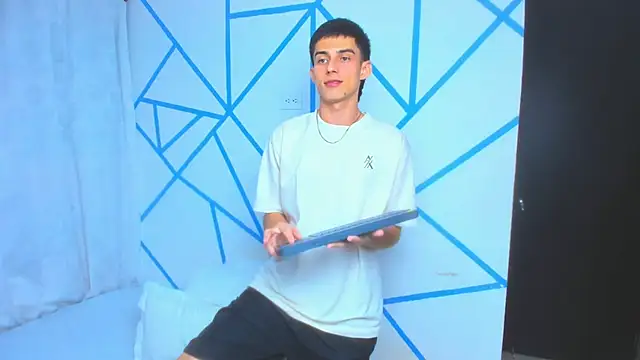 liam scott77 online show from 11-02-25, 11:54