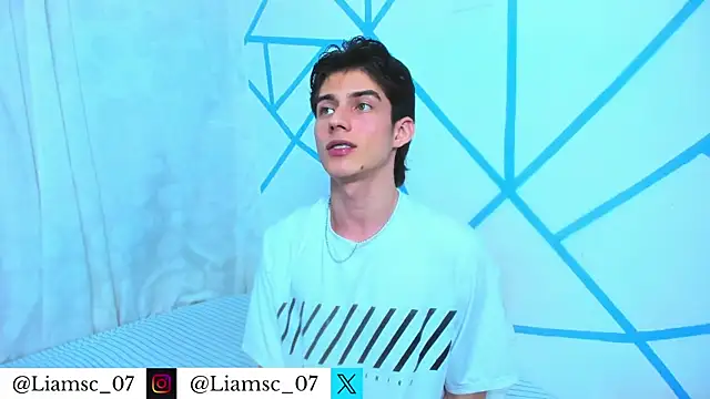 Snapshot of liam_scott77 chatting on 07-22-26, 01:51 liam scott77 online show from 07-22-26, 01:51