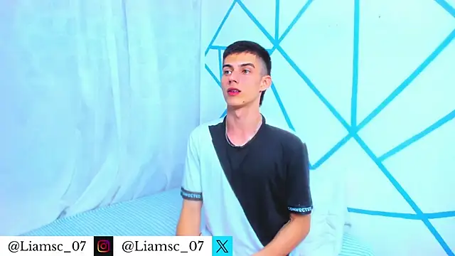 liam scott77 online show from 12-22-25, 11:27