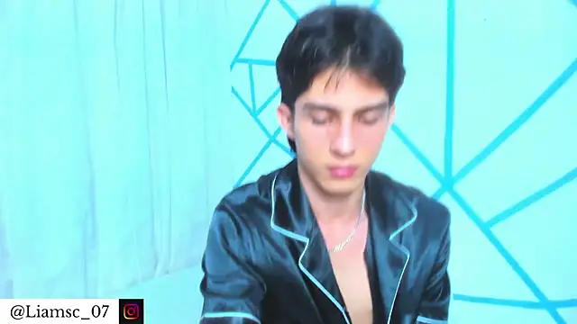 Snapshot of liam_scott77 chatting on 07-15-26, 03:13 liam scott77 online show from 07-15-26, 03:13