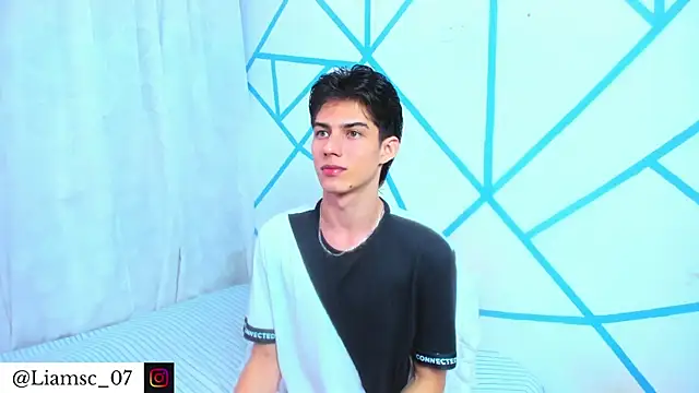 liam scott77 online show from 06-06-26, 02:33