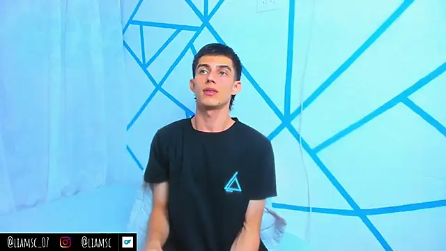 liam scott77 online show from 10-04-25, 11:39