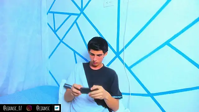 liam scott77 online show from 09-28-25, 12:06