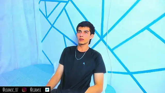 liam scott77 online show from 09-26-25, 03:41